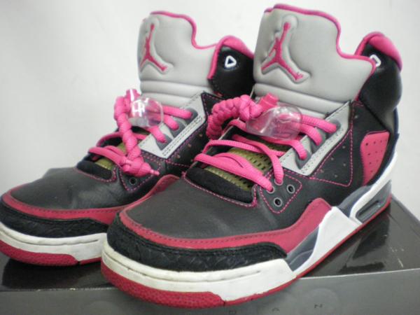 ナイキ　NIKE JORDAN RARE AIR GS 407575 002