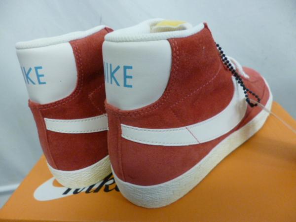 ナイキ　NIKE WMNS BLAZER MID SUEDE VNTG 518171 608 (2)