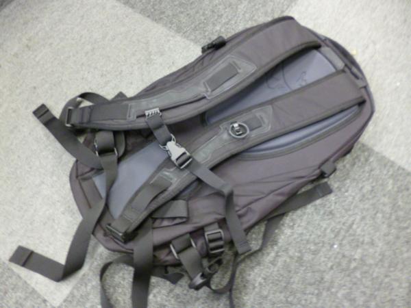 アークテリクス ARC'TERYX バックパック Silo 18 (2)