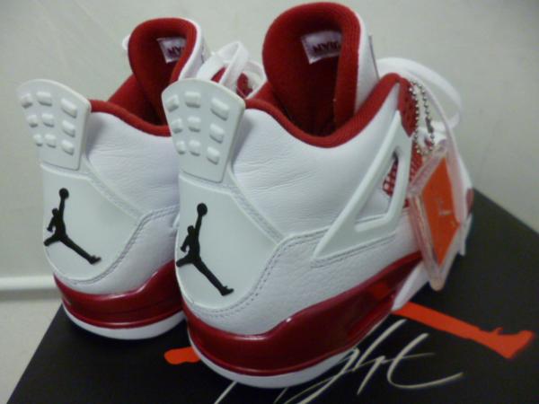 %e3%83%8a%e3%82%a4%e3%82%ad-nike-air-jordan-4-retro-308497-106-2