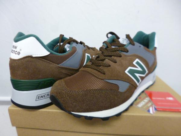 ニューバランス NEW BALANCE