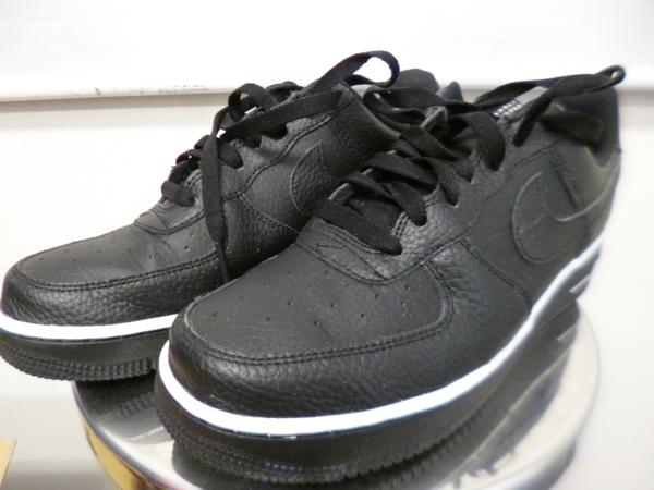 ナイキ NIKE