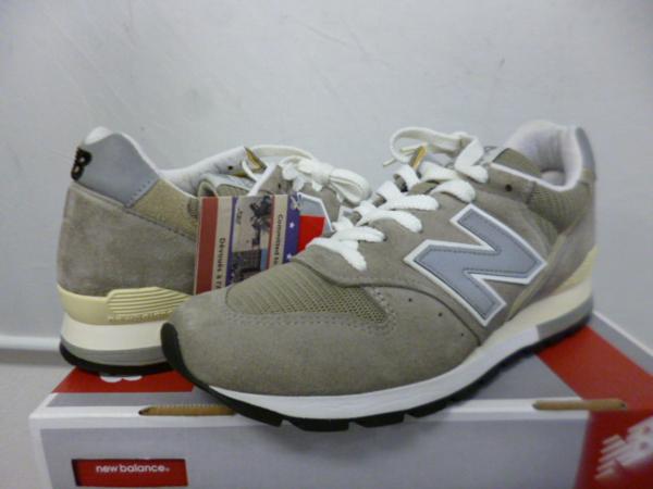 ニューバランス NEW BALANCE