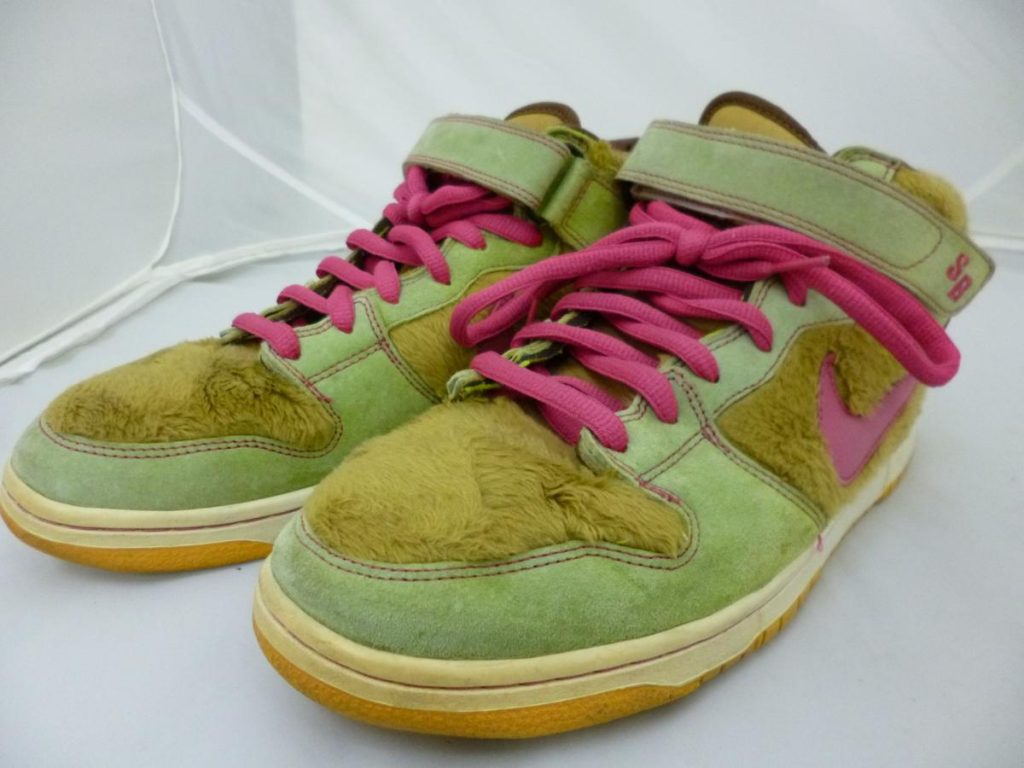 nike dunk mama bear