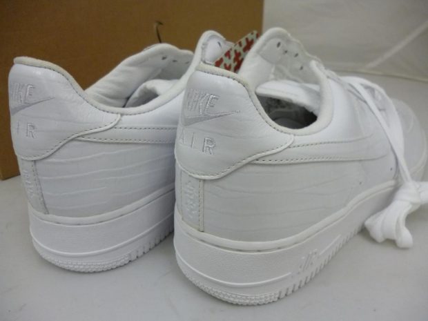 ナイキ NIKE AIR FORCE 1 LOW PREMIUM HTM 世界3012足限定 305895-111