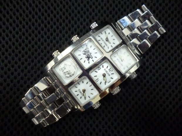 アイスリンク ICE LINK GENERATION Z SMALL CASE ジェネレーション シルバー 腕時計買取しました。 |  アルファストリート[Alfa Street]