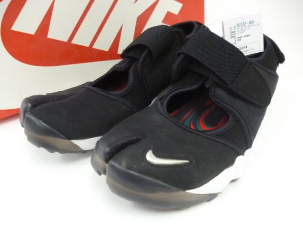 ナイキ NIKE AIR RIFT ANNIVERSARY QS 861532 001