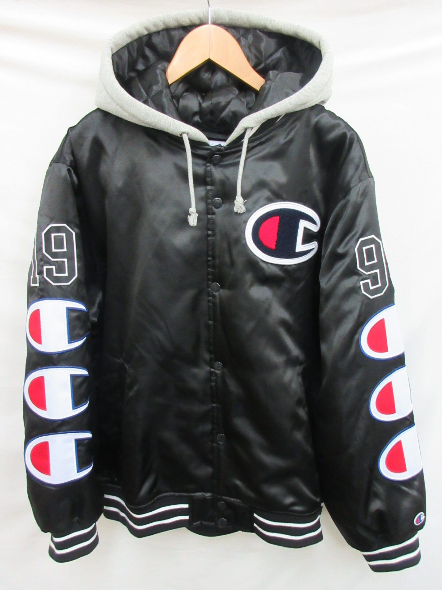 シュプリーム Supreme × チャンピオン Champion Hooded Satin Varsity Jacket ジャケット買取しまし