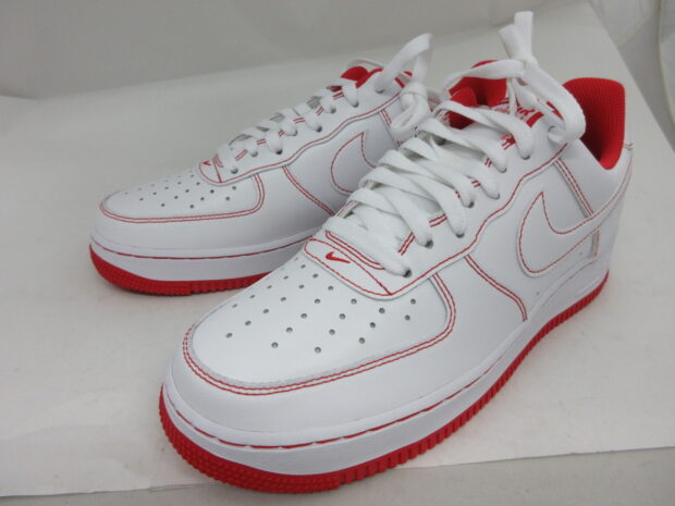 ナイキ　NIKE AIR FORCE 1 07 CV1724-100 スニーカー