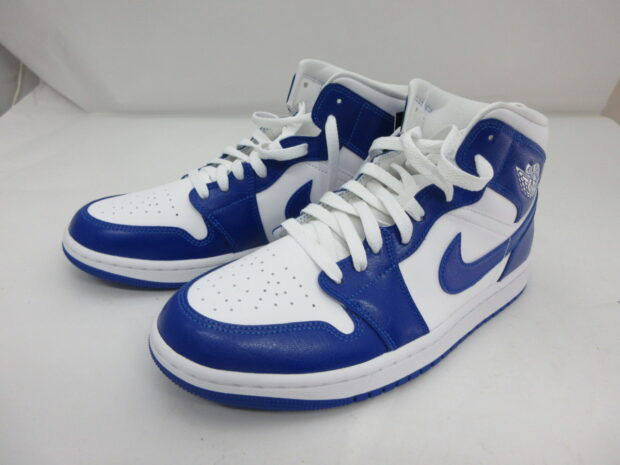 ナイキ　NIKE AIR JORDAN 1 MID ホワイト×ハイパーロイヤル　ウィメンズ　BQ6472-104