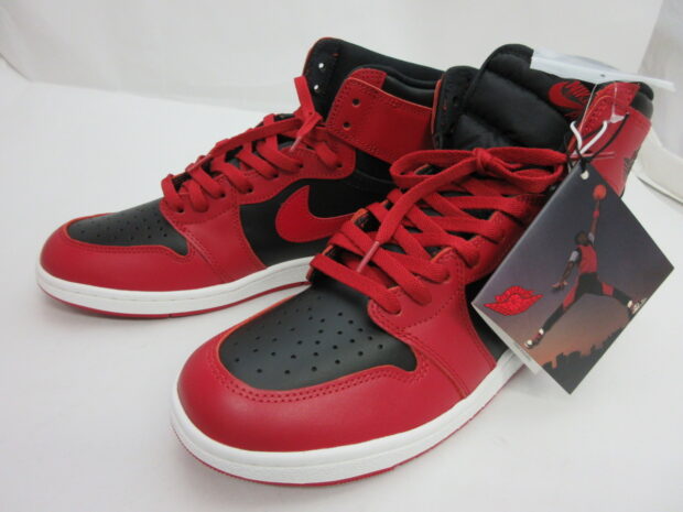 ナイキ　NIKE　23000足限定 AIR JORDAN 1 HI　VARSITY RED BQ4422-600　スニーカー