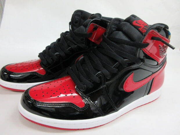 ナイキ　NIKE AIR JORDAN 1 RETRO HIGH HI OG PATENT BRED　555088-063　スニーカー