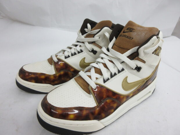 ナイキ　NIKE WMNS AIR ASSAULT HIGH 333701-171 スニーカー