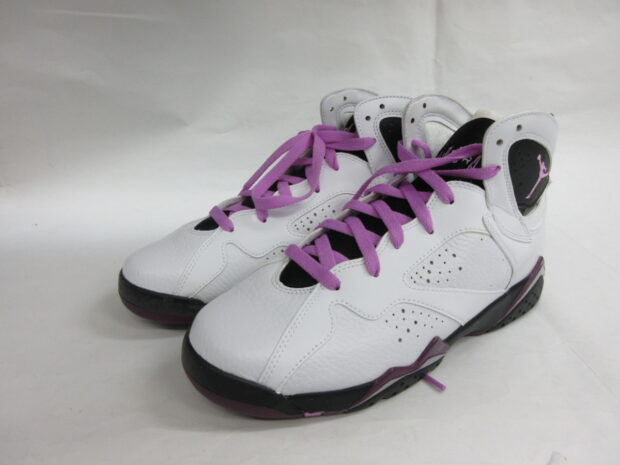 ナイキ　NIKE AIR JORDAN 7 RETRO GG 442960-127 スニーカー