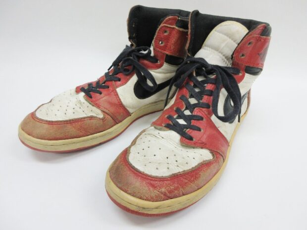 1985年製 ナイキ NIKEAIR JORDAN 1 CHICAGO オリジナル エアジョーダン シカゴ 韓国製 スニーカー