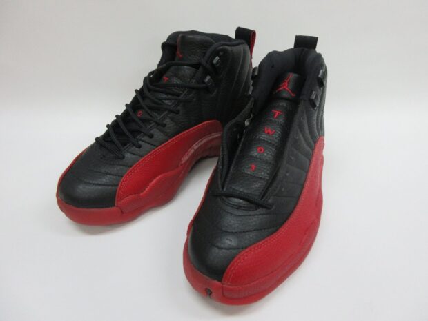 ナイキ NIKE AIR JORDAN 12 OG BLACKVARSITY RED エアジョーダン12 スニーカー 130690-061