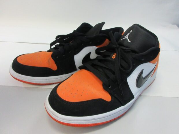 ナイキ NIKE AIR JORDAN 1 LOW HATTERED BACKBOARD 553558 128 スニーカー　