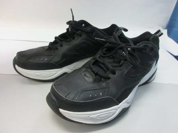 ナイキ NIKE M2K TEKNO AV4789 002 スニーカー