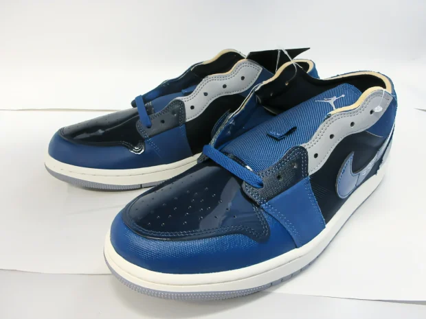 ナイキ　NIKE AIR JORDAN 1 LOW CRAFT Obsidian DR8867-400　スニーカー