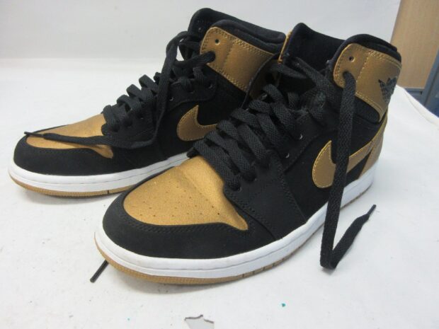 ナイキ　NIKE AIR JORDAN 1 RETRO HI MELO CARMELO ANTHONY 332550-026 スニーカー