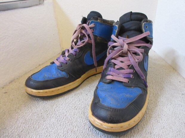 ナイキ NIKE AIR JORDAN 1 エアジョーダン 851202BY 1985年 ロイヤル　スニーカー