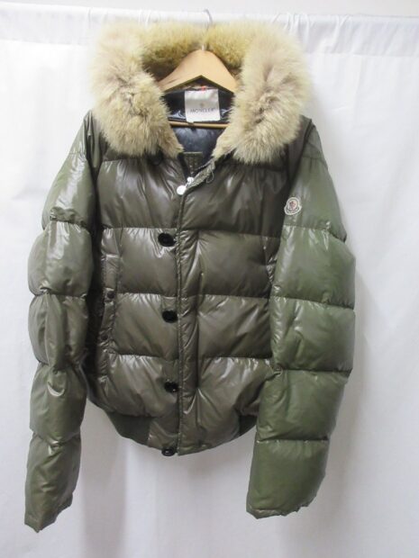 MONCLERモンクレール BULGARIE　ダウンジャケット
