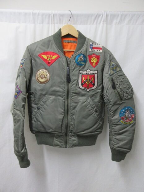 アヴィレックス AVIREX ー MA-1 トップガン　フライトジャケット 