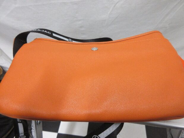 カステルバジャック CASTELBAJAC　ボディーバッグ　ショルダーバッグ