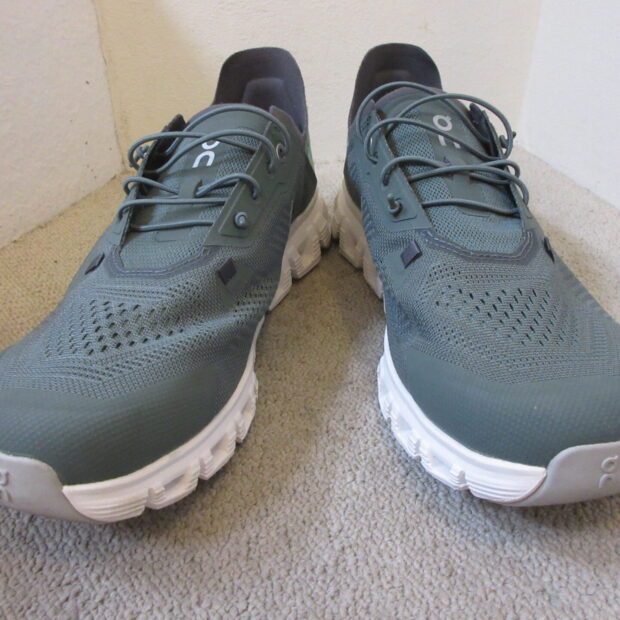 On オン Cloud 6 Coast クラウド 6 コーストスニーカー買取しましたのイメージ