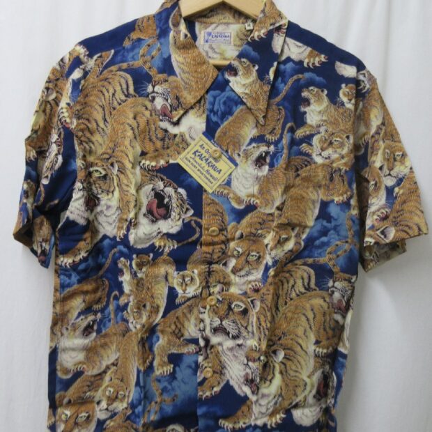 サンサーフ　SUN SURF スペシャルエディション　ONE HUNDRED TIGERS　百虎　SS38201　アロハシャツ買取しましたのイメージ