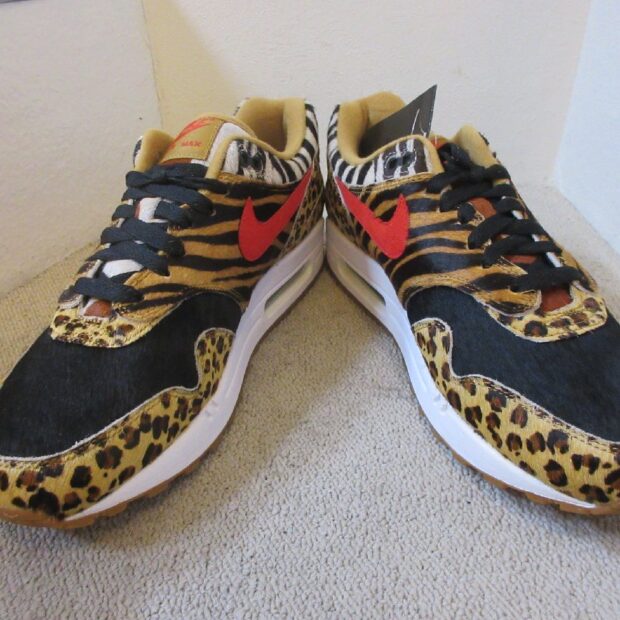 NIKE ATMOS ナイキ アトモス AIR MAX 1 DLX エアマックス1 アニマルパック 2.0 AQ0928-700スニーカーのイメージ