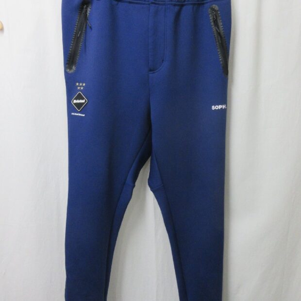 F.C.R.B. F.C.Real Bristol × CoCa Cola Pants 68-0619-1-F パンツ買取しましたのイメージ