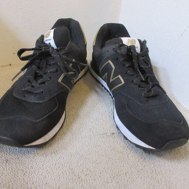 ニューバランス NEW BALANCE ML574UB2 スニーカー買取しました。のイメージ