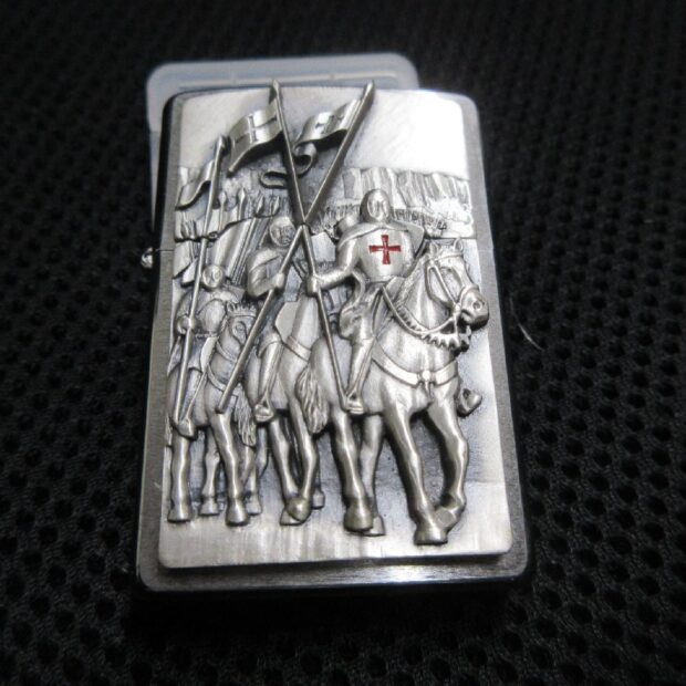 ZIPPO ジッポー 十字軍 騎士 メタルプレート買取しました。のイメージ