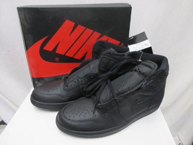 ナイキ　NIKE AIR JORDAN 1 Retro High OG Black 555088-022　スニーカー
