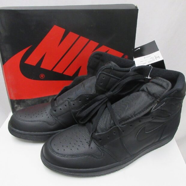 ナイキ　NIKE AIR JORDAN 1 Retro High OG Black 555088-022　スニーカー買取しましたのイメージ