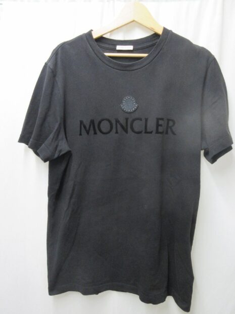モンクレール 　MONCLER スタッズ付きTシャツ