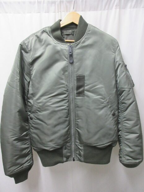ALPHA INDUSTRIES アルファインダストリーズ　TYPE MA-1 フライトジャケット